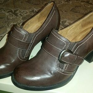 Women nearly new shoes still in box